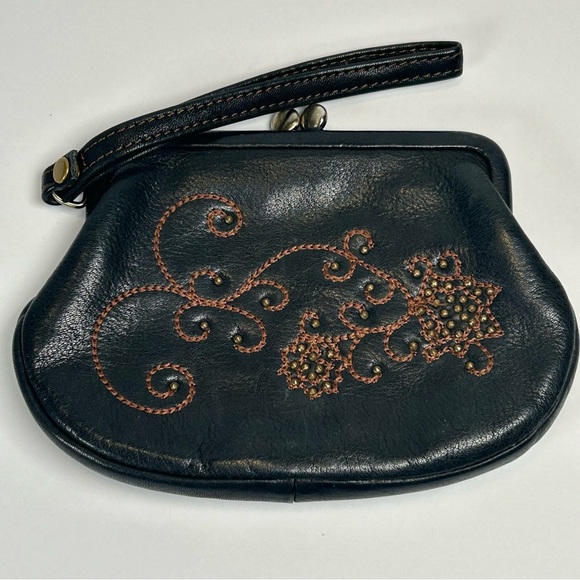 Fossil Kiss Lock Framed Leather Wristlet Embroidered Studs Chocolate Brown - Picture 1 of 5